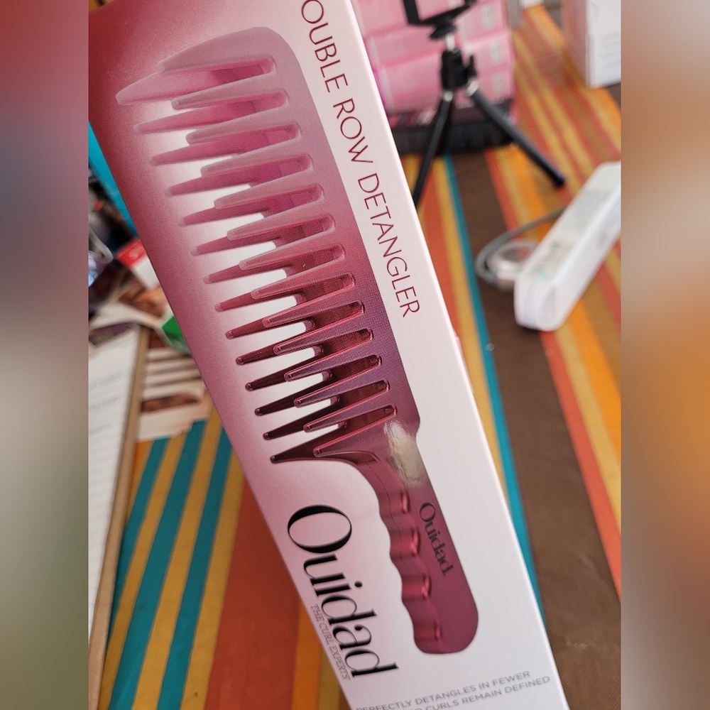 Double Row Detangler Comb by Ouidad The Curl Experts